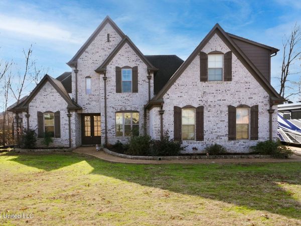 4809 Bakersfield Drive, Nesbit, MS 38651