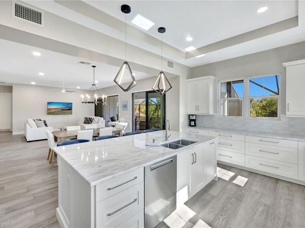 1044 Fish Crow RD, SANIBEL, FL 33957