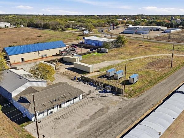 311 Eastridge Road, Granbury, TX 76049