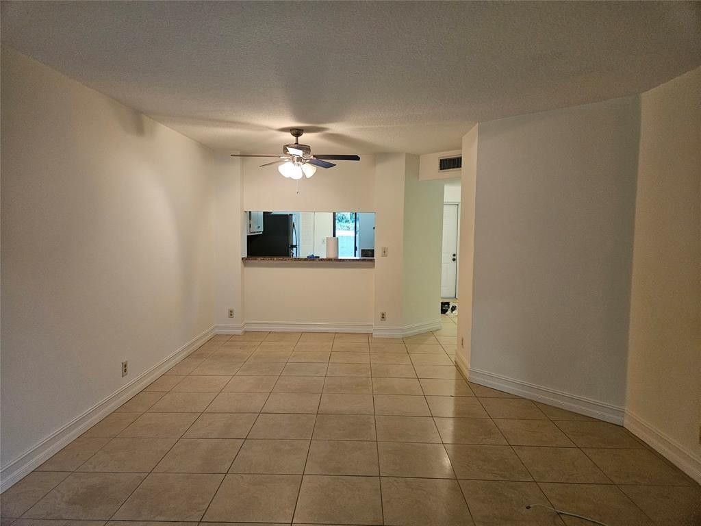 5583 Courtyard Drive, Unit 5583, Margate, FL 33063 Photo