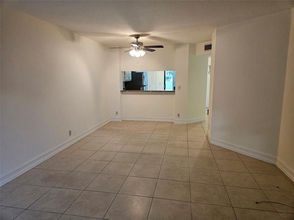 5583 Courtyard Drive, Unit 5583, Margate, FL 33063 Photo