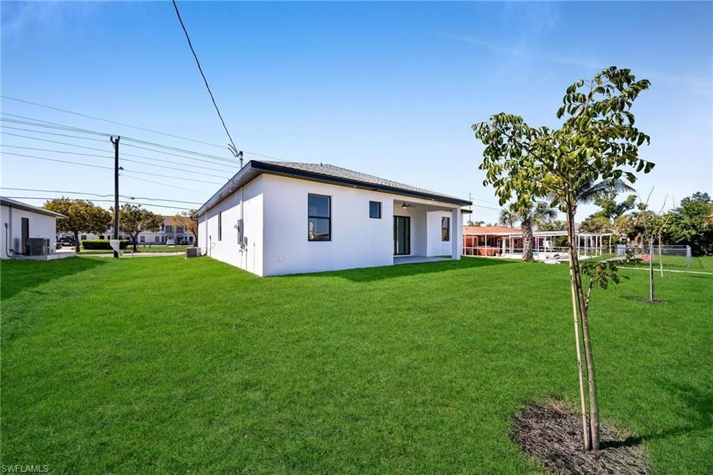 311 NW 4th St, Cape Coral, FL 33993 Photo