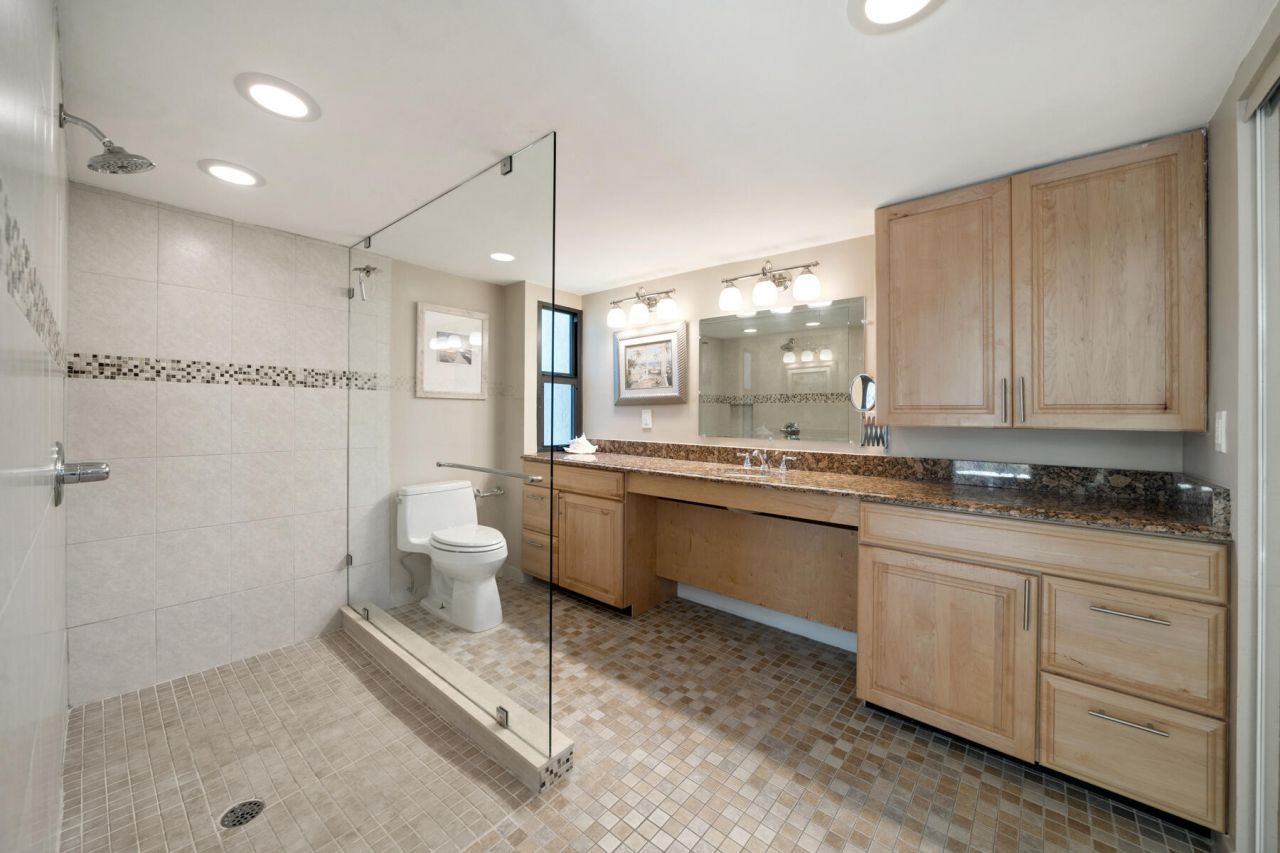 83201 Old Highway, Unit 301, Islamorada, FL 33036 Photo