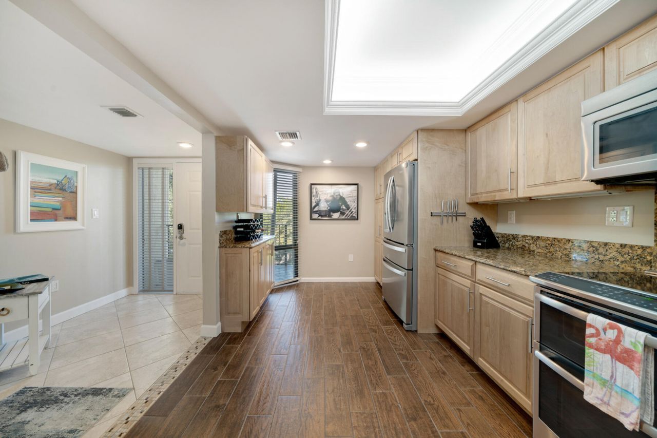 83201 Old Highway, Unit 301, Islamorada, FL 33036 Photo