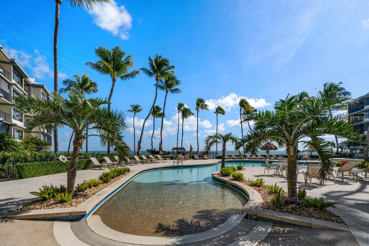 83201 Old Highway, Unit 301, Islamorada, FL 33036 Photo