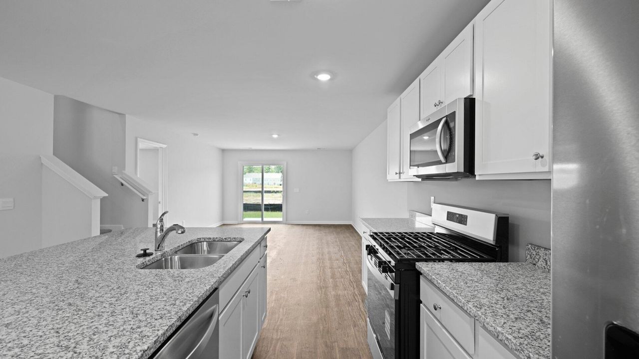 913 Long Bluff Road Photo 13