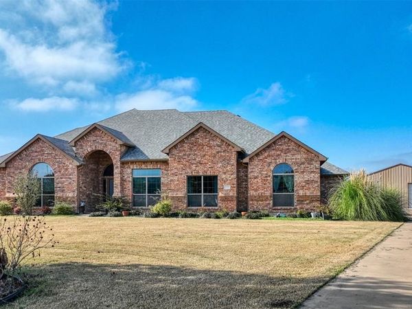 178 Chazlynn Court, Waxahachie, TX 75165