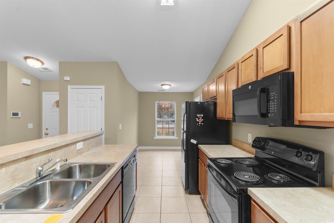 85 Graham Ln. Photo 9