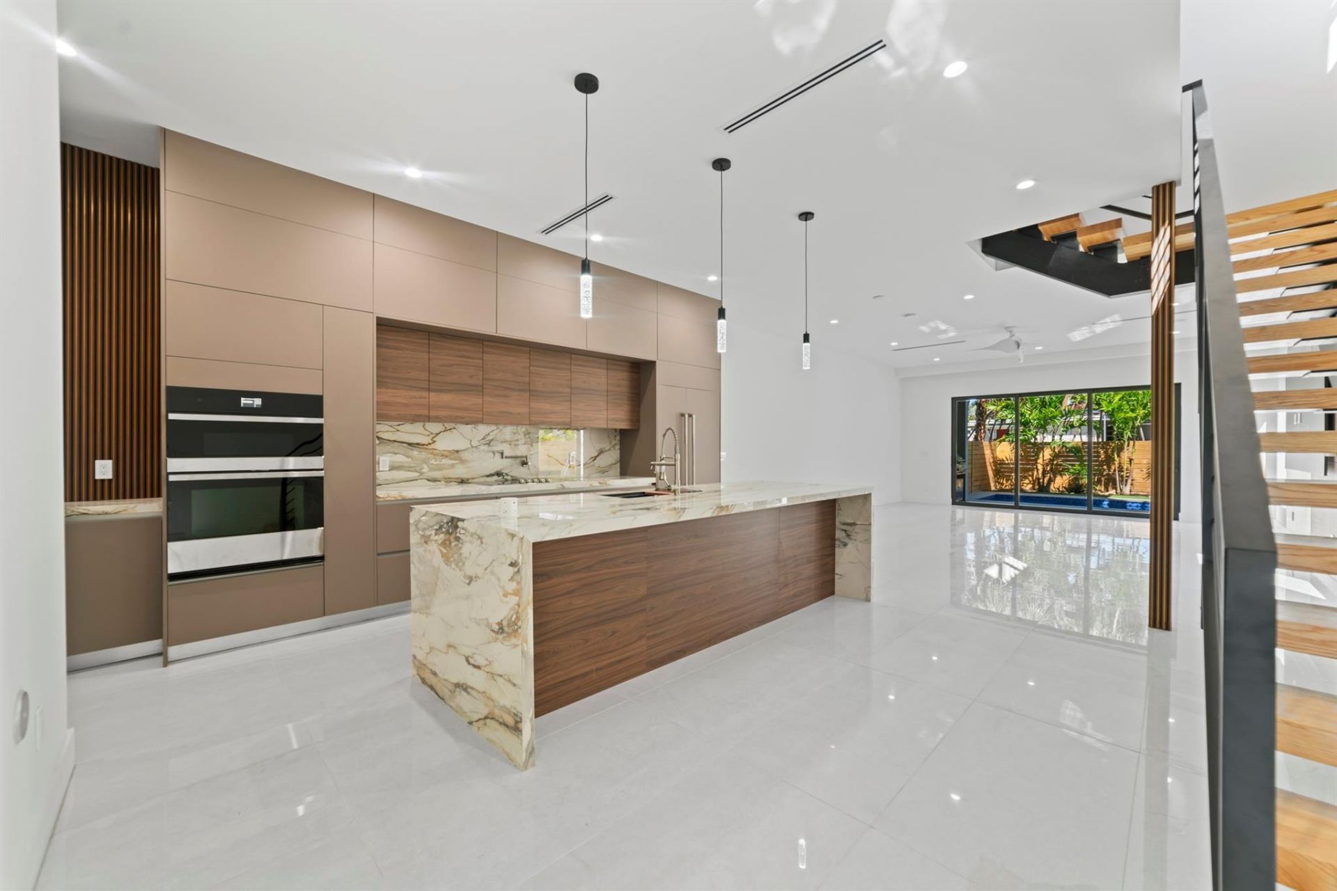 1314 NE 13th Avenue, Fort Lauderdale, FL 33304 Photo