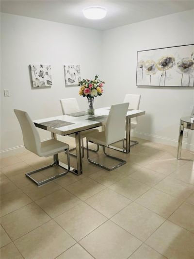 8745 Shadow Wood Boulevard, Unit 105, Coral Springs, FL 33071 Photo