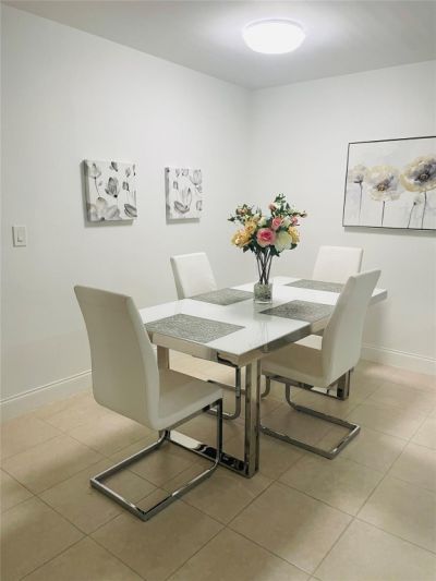 8745 Shadow Wood Boulevard, Unit 105, Coral Springs, FL 33071 Photo