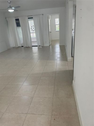 8745 Shadow Wood Boulevard, Unit 105, Coral Springs, FL 33071 Photo