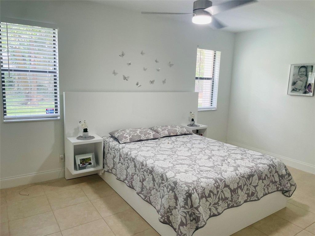 8745 Shadow Wood Boulevard, Unit 105, Coral Springs, FL 33071 Photo