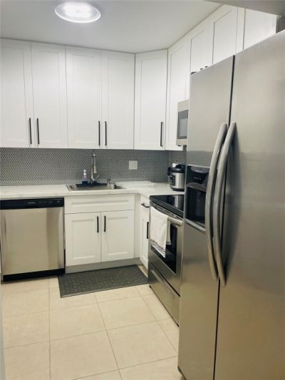 8745 Shadow Wood Boulevard, Unit 105, Coral Springs, FL 33071 Photo