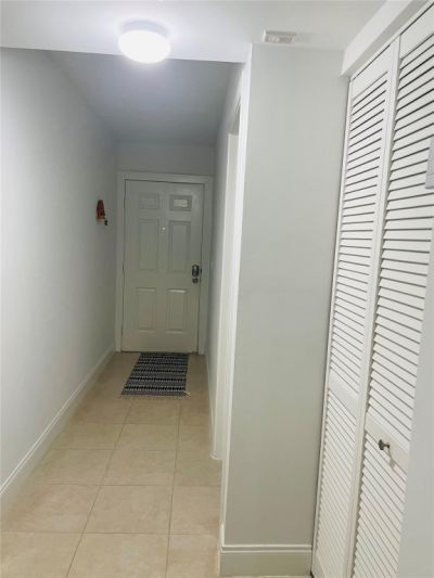 8745 Shadow Wood Boulevard, Unit 105, Coral Springs, FL 33071 Photo