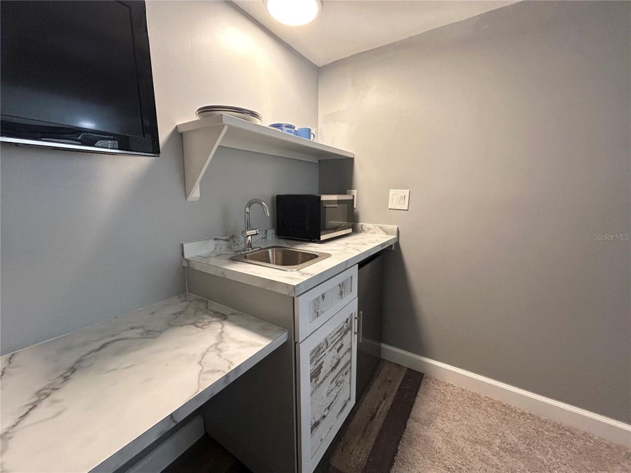 2275 62nd Avenue N, Unit 101, Saint Petersburg, FL 33702 Photo