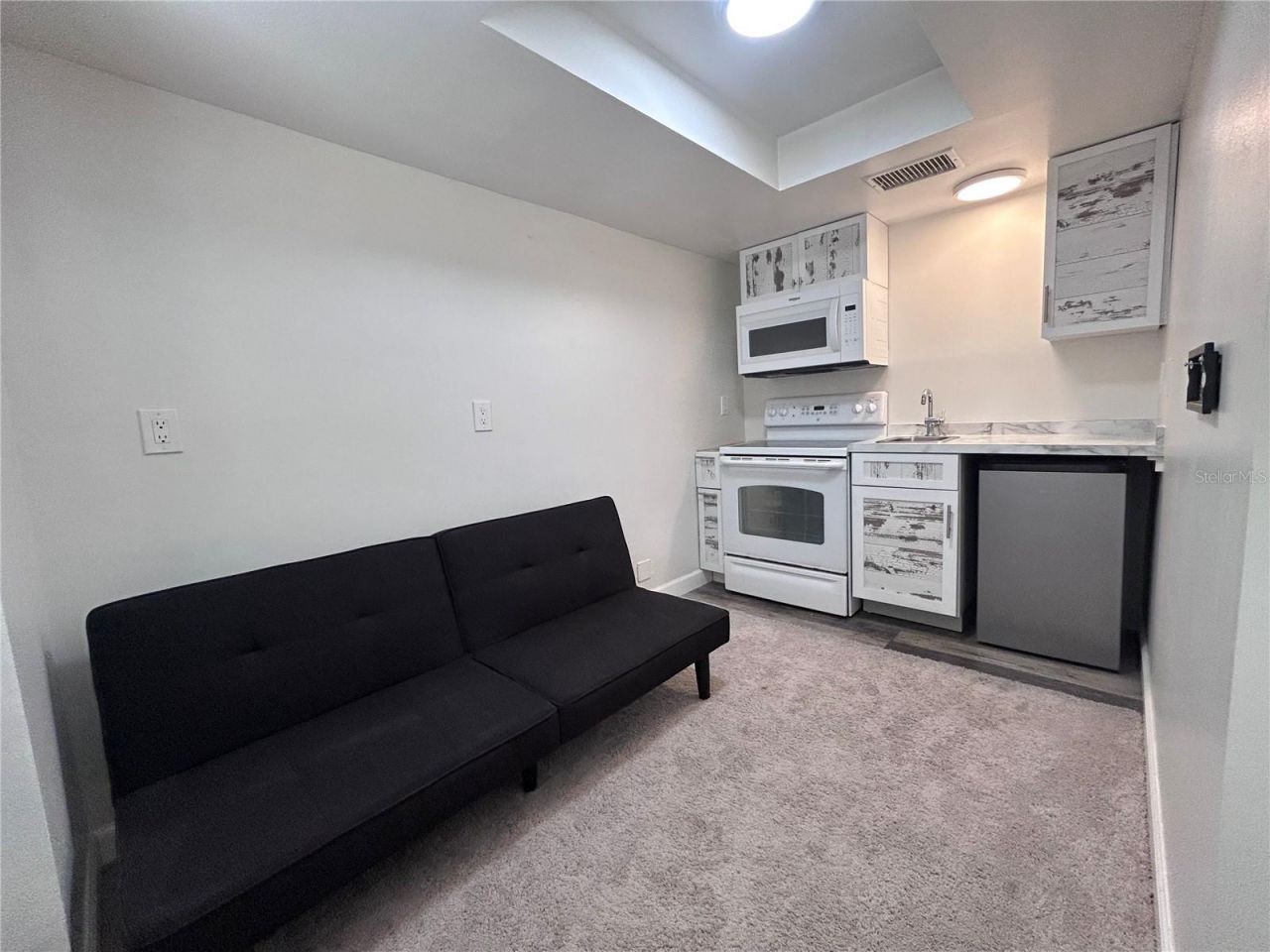2275 62nd Avenue N, Unit 101, Saint Petersburg, FL 33702 Photo
