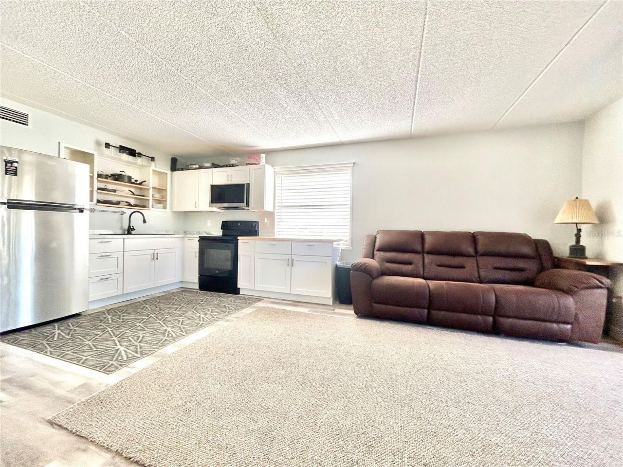 2275 62nd Avenue N, Unit 101, Saint Petersburg, FL 33702 Photo