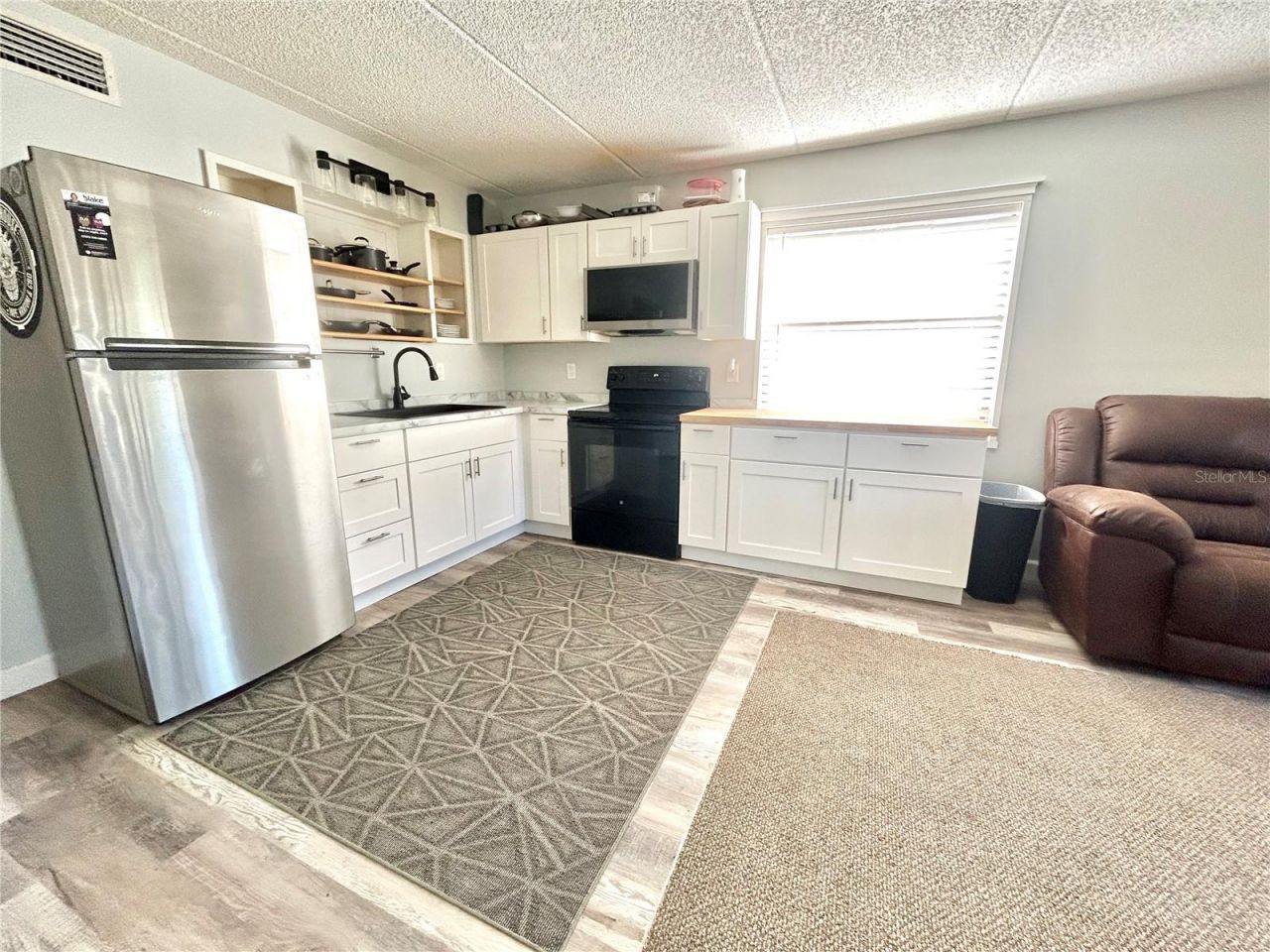 2275 62nd Avenue N, Unit 101, Saint Petersburg, FL 33702 Photo