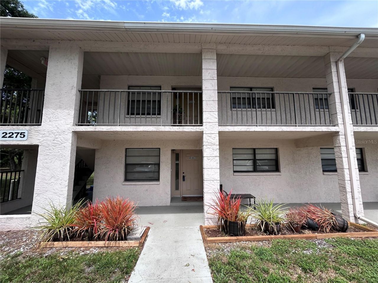 2275 62nd Avenue N, Unit 101, Saint Petersburg, FL 33702 Photo