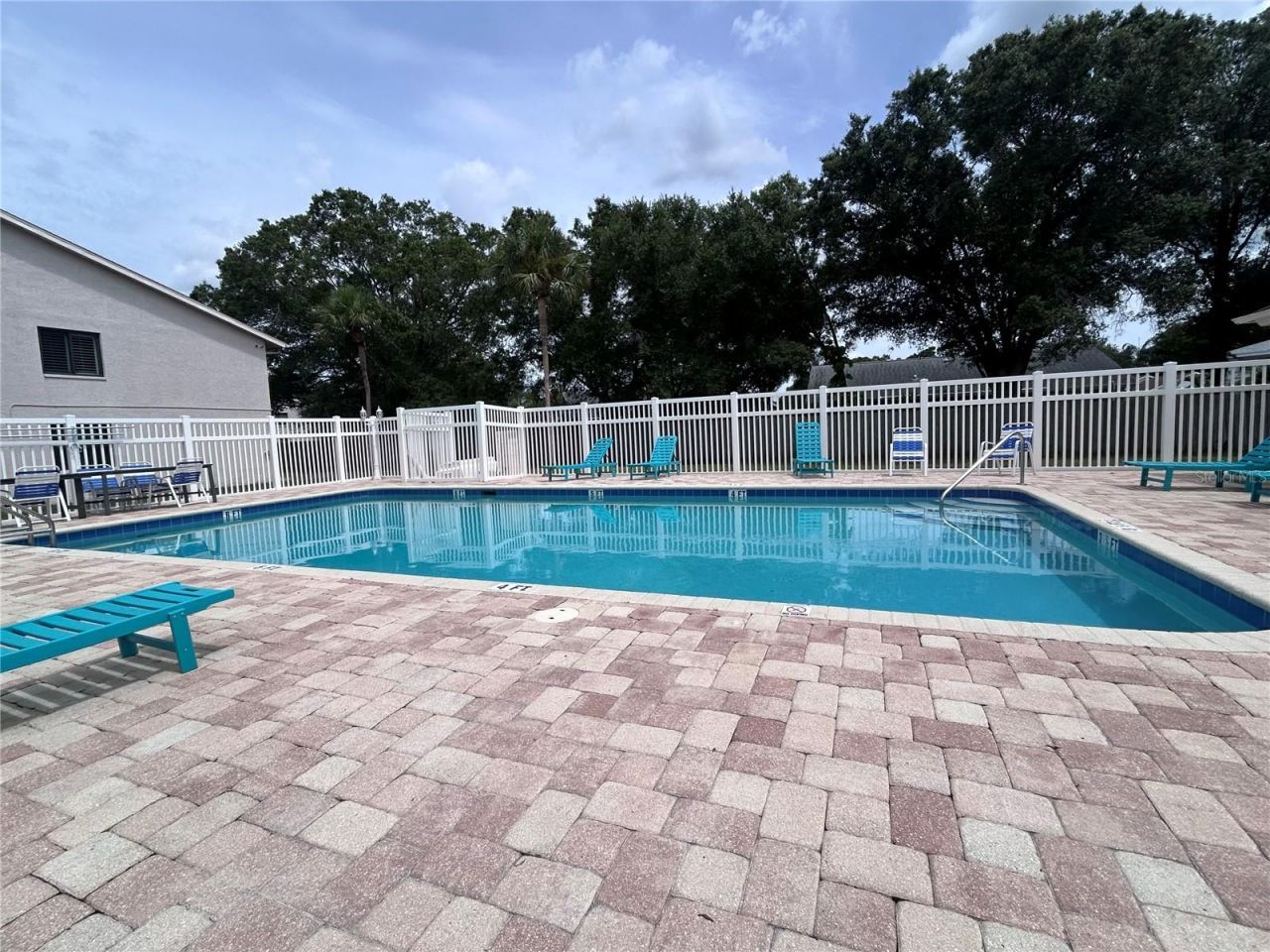 2275 62nd Avenue N, Unit 101, Saint Petersburg, FL 33702 Photo