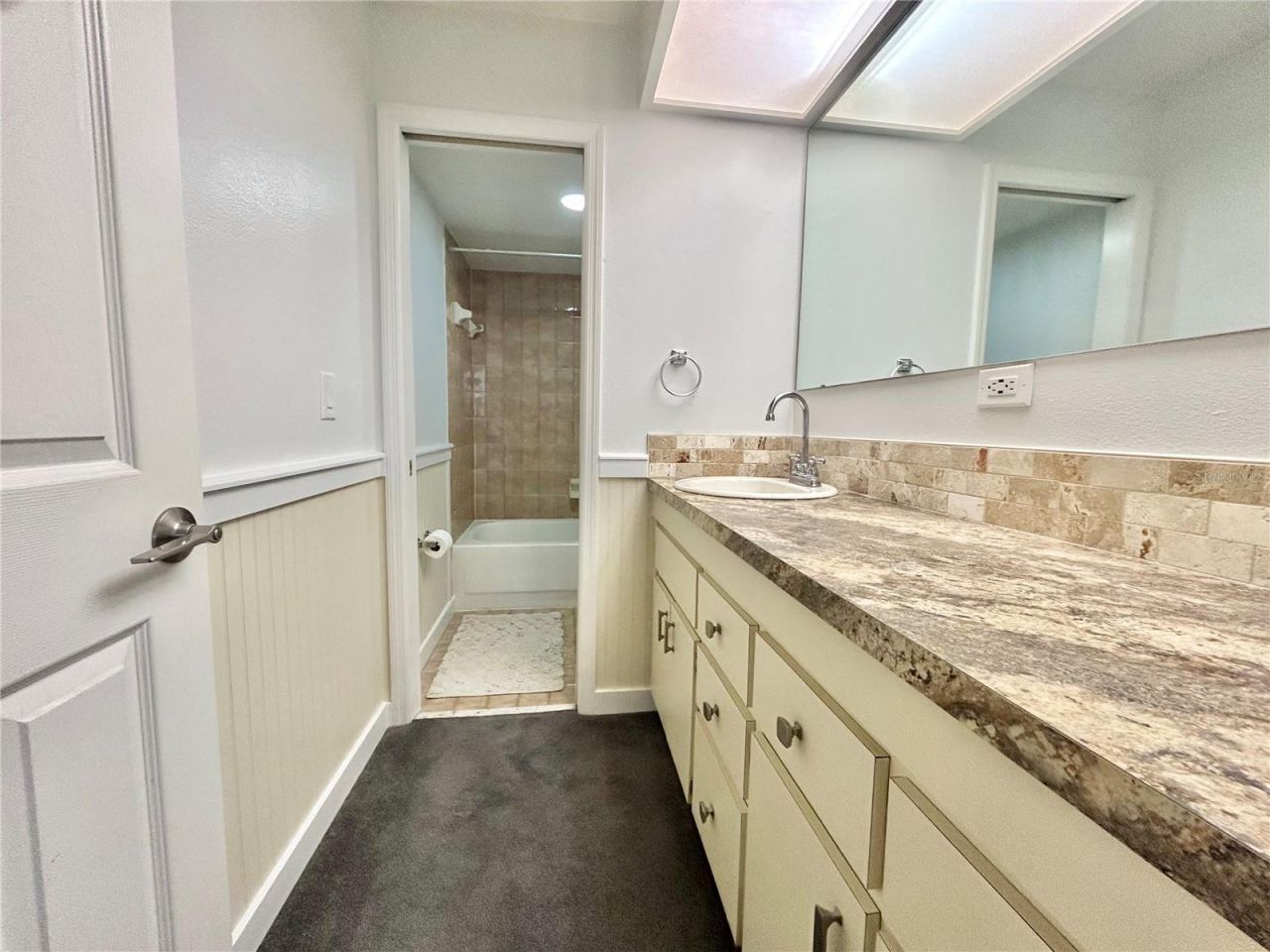 2275 62nd Avenue N, Unit 101, Saint Petersburg, FL 33702 Photo