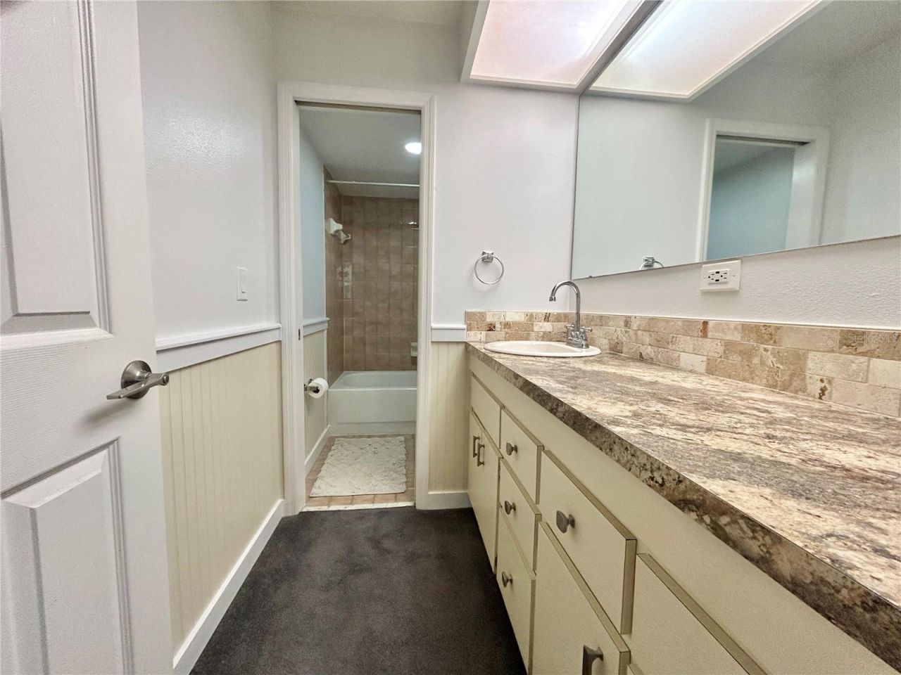 2275 62nd Avenue N, Unit 101, Saint Petersburg, FL 33702 Photo