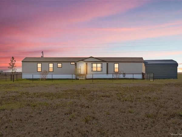 424 State Highway 53, Rosebud, TX 76570