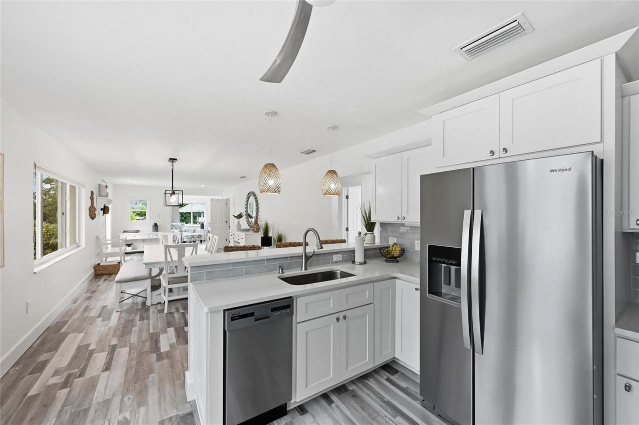 912 N Shore Drive, Anna Maria, FL 34216 Photo