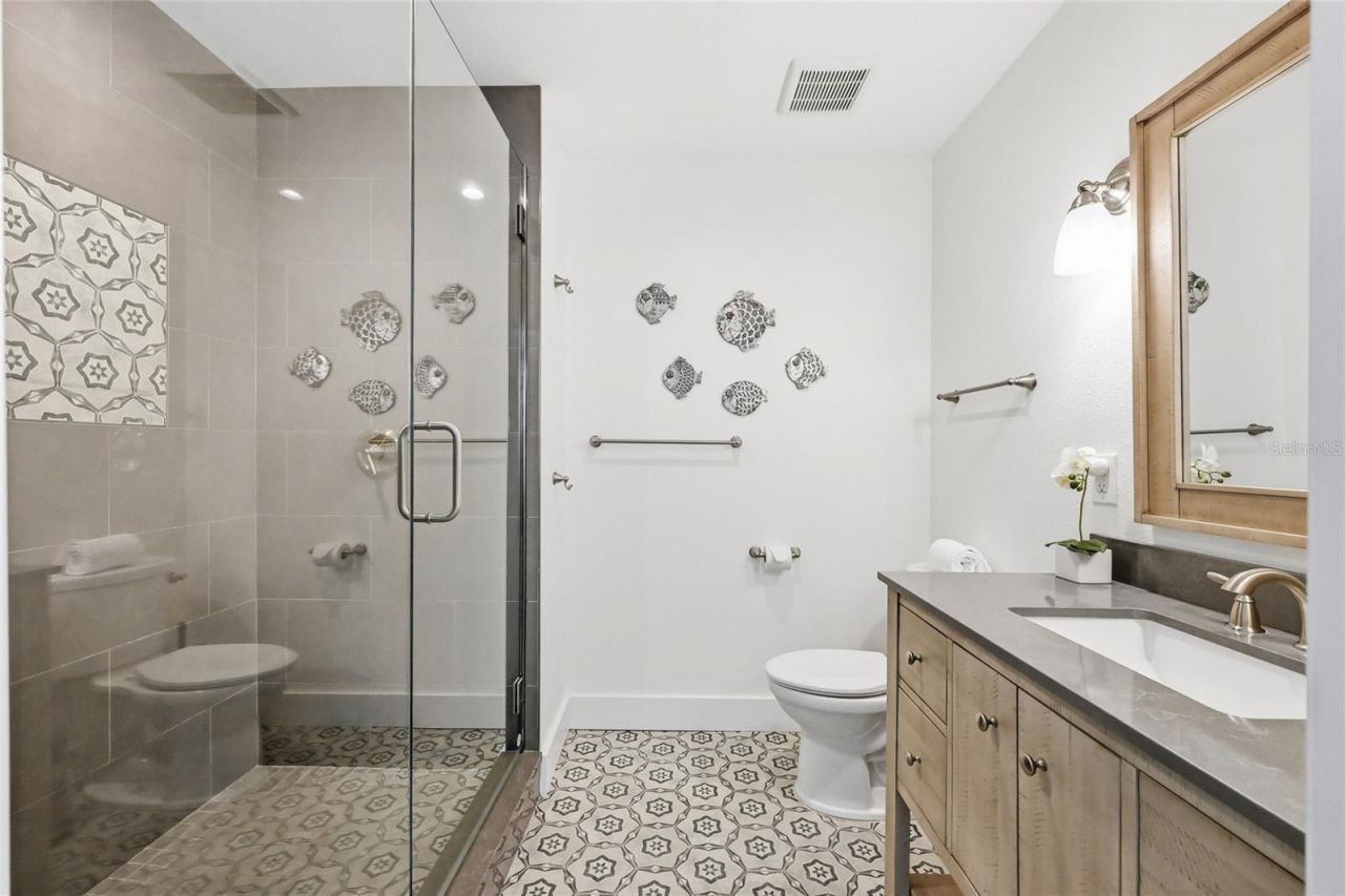 912 N Shore Drive, Anna Maria, FL 34216 Photo