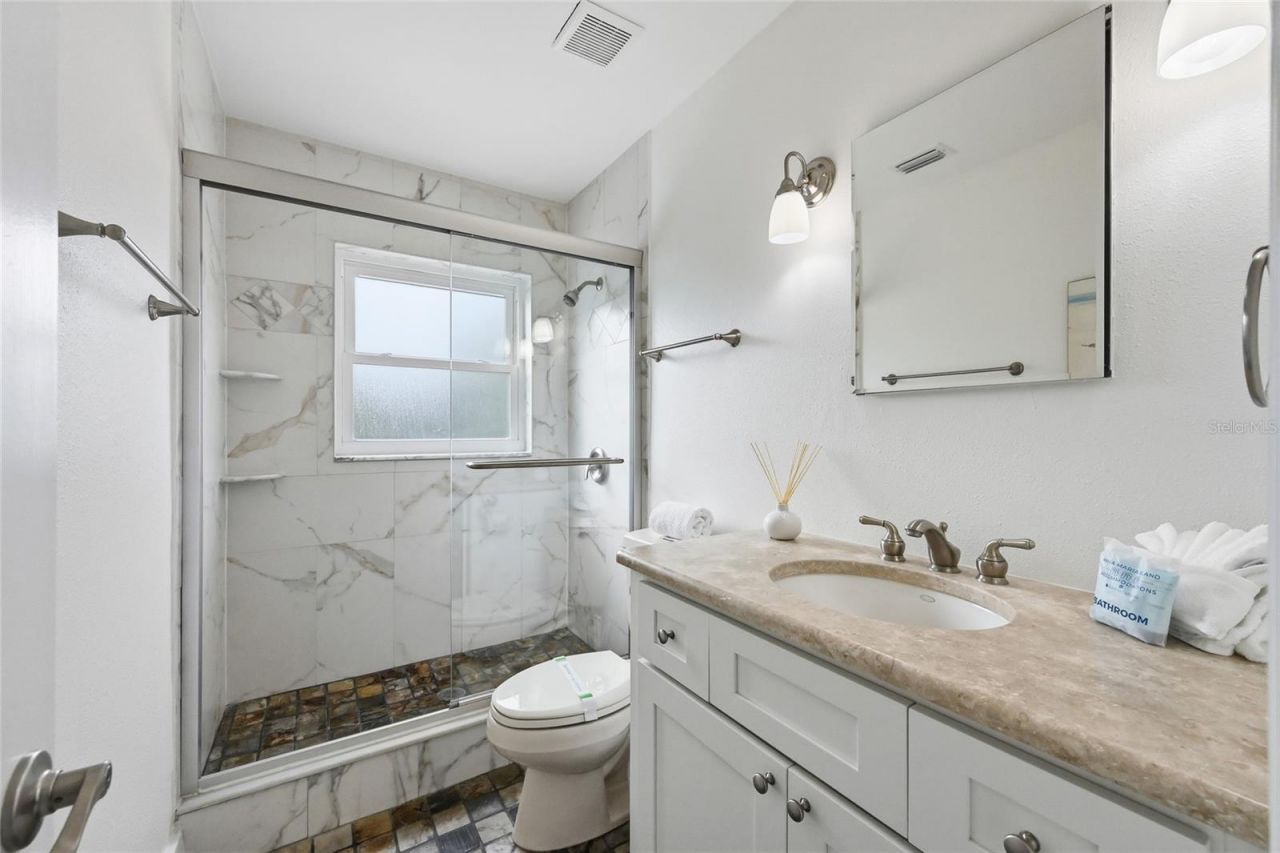 912 N Shore Drive, Anna Maria, FL 34216 Photo