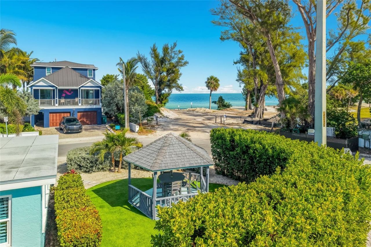 912 N Shore Drive, Anna Maria, FL 34216 Photo