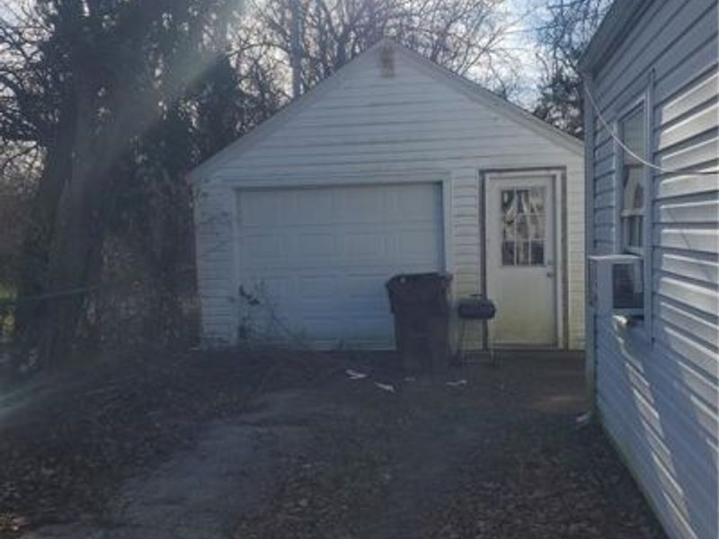 4460 Curundu Avenue, Dayton, OH 45416 Photo 2