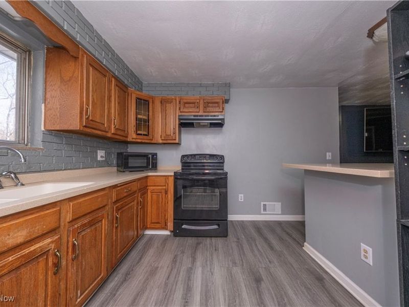 132 Linmar Street, Wintersville, OH 43953 Photo 6