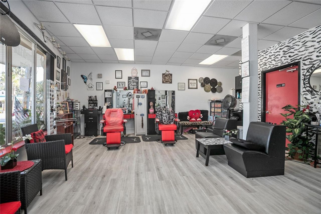 128 E Rich Avenue, Deland, FL 32724 Photo