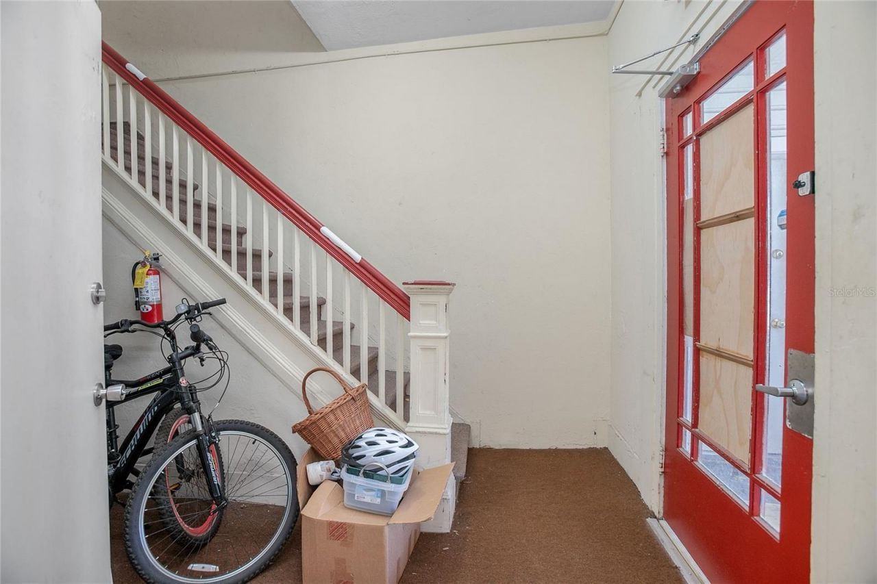 128 E Rich Avenue, Deland, FL 32724 Photo