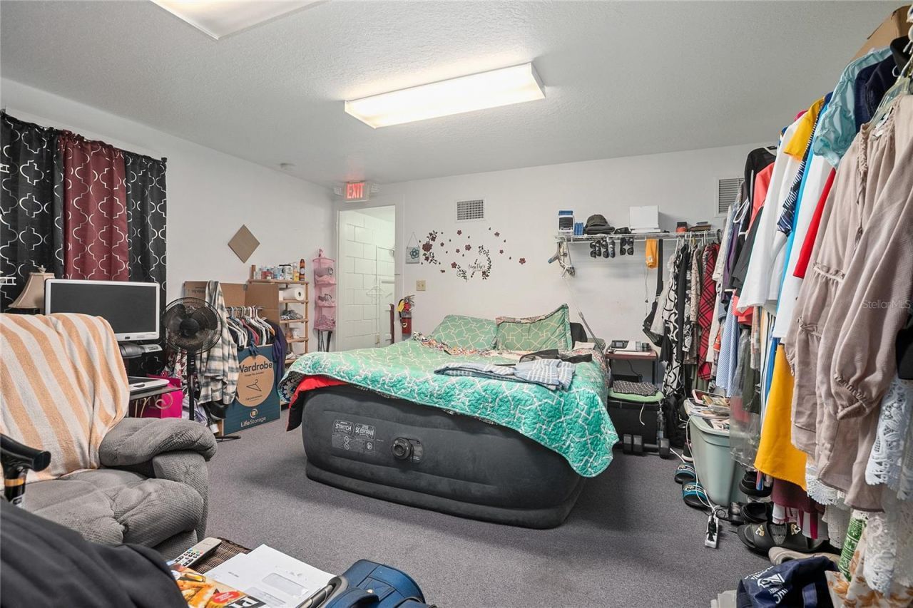 128 E Rich Avenue, Deland, FL 32724 Photo