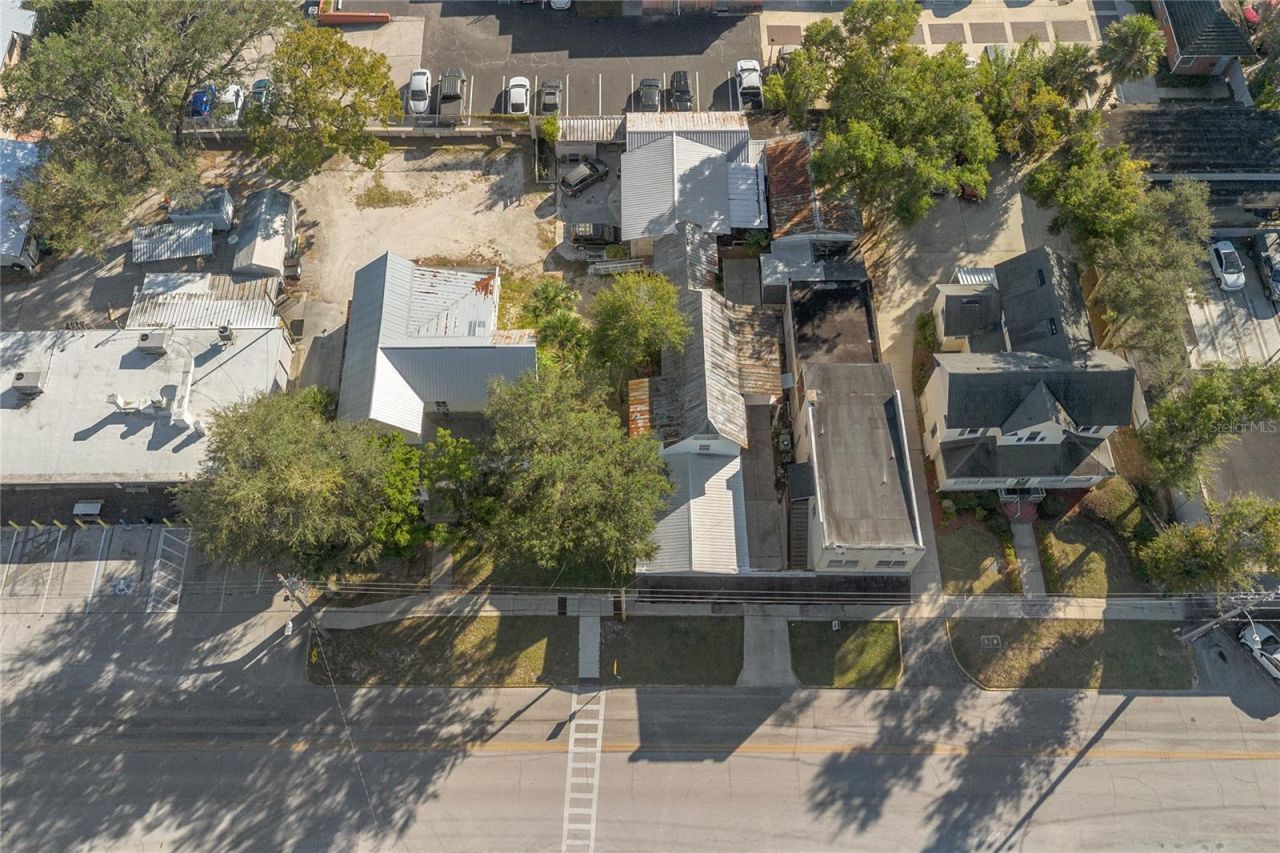 128 E Rich Avenue, Deland, FL 32724 Photo