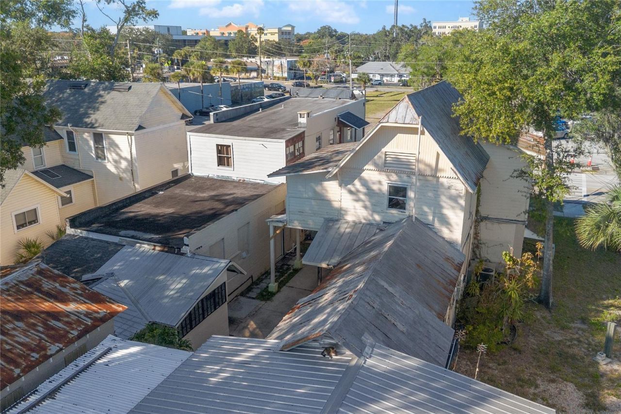 128 E Rich Avenue, Deland, FL 32724 Photo