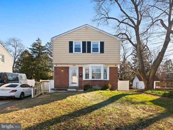 7408 GITHENS AVENUE, PENNSAUKEN, NJ 08109