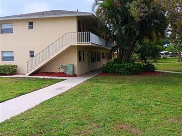 3325 Airport RD N, Unit H7, NAPLES, FL 34105