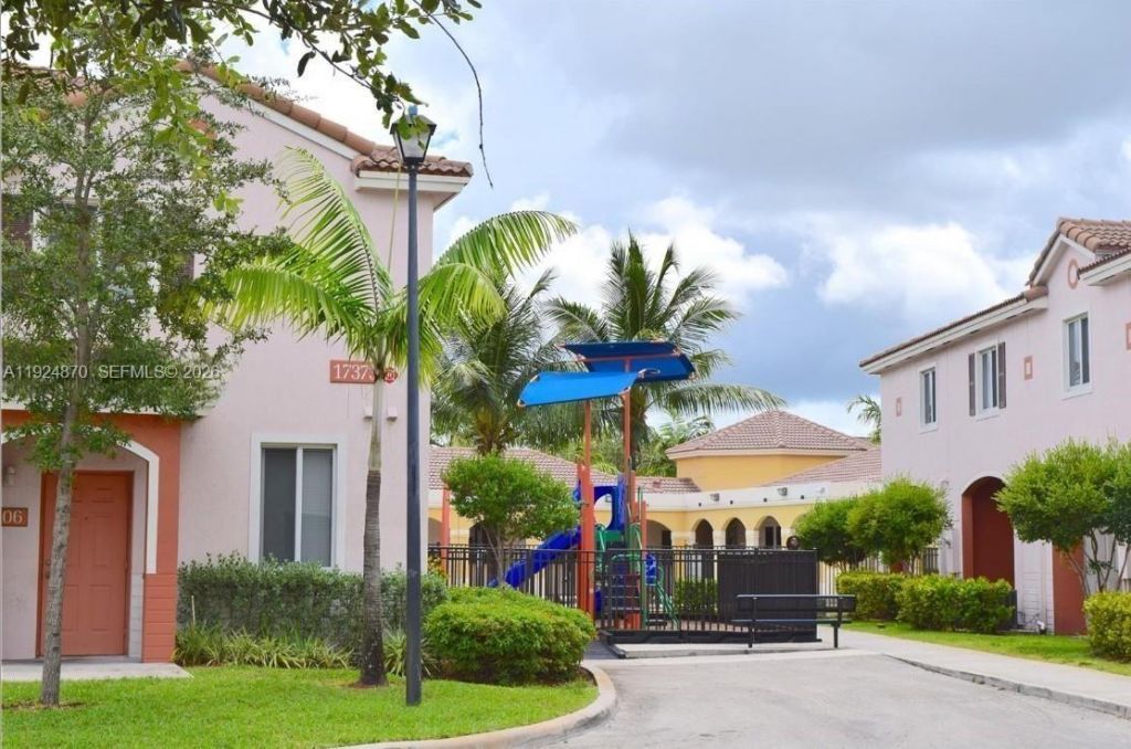 17339 NW 7th Ave, Unit 504, Miami Gardens, FL 33169 Photo