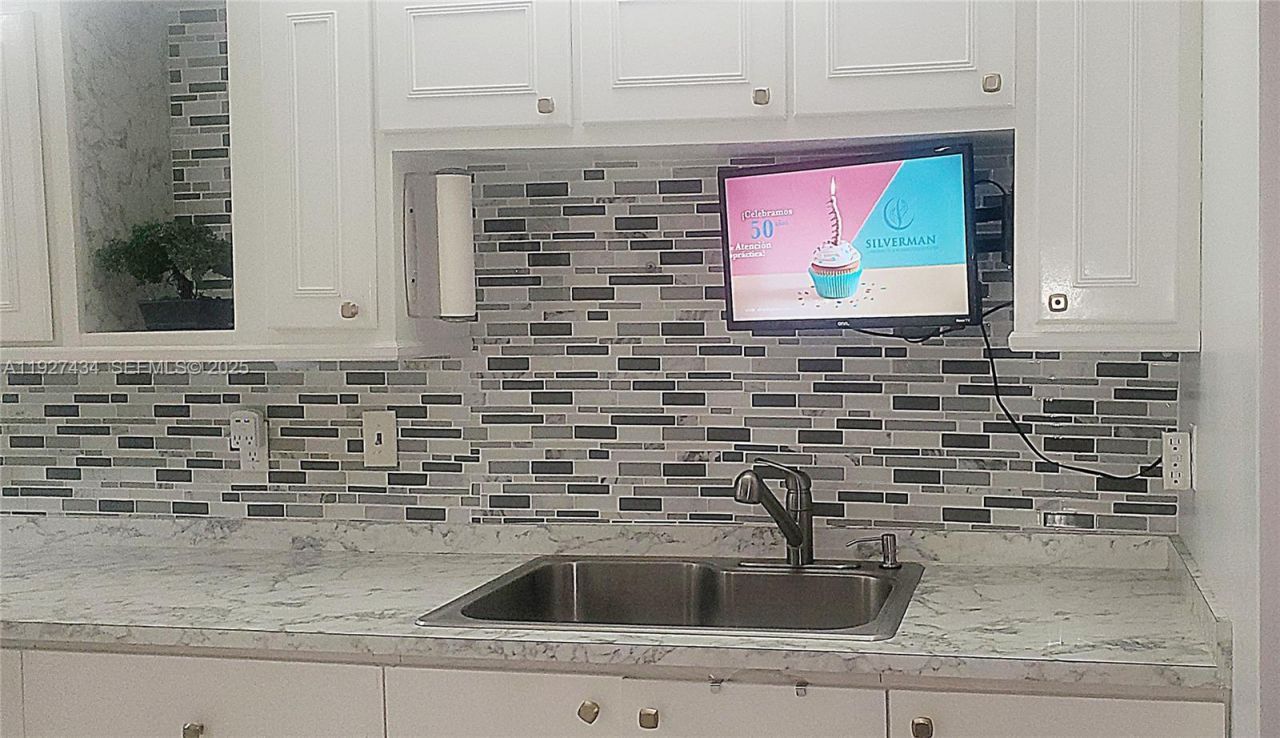 3905 N Nob Hill Rd, Unit 510, Sunrise, FL 33351 Photo