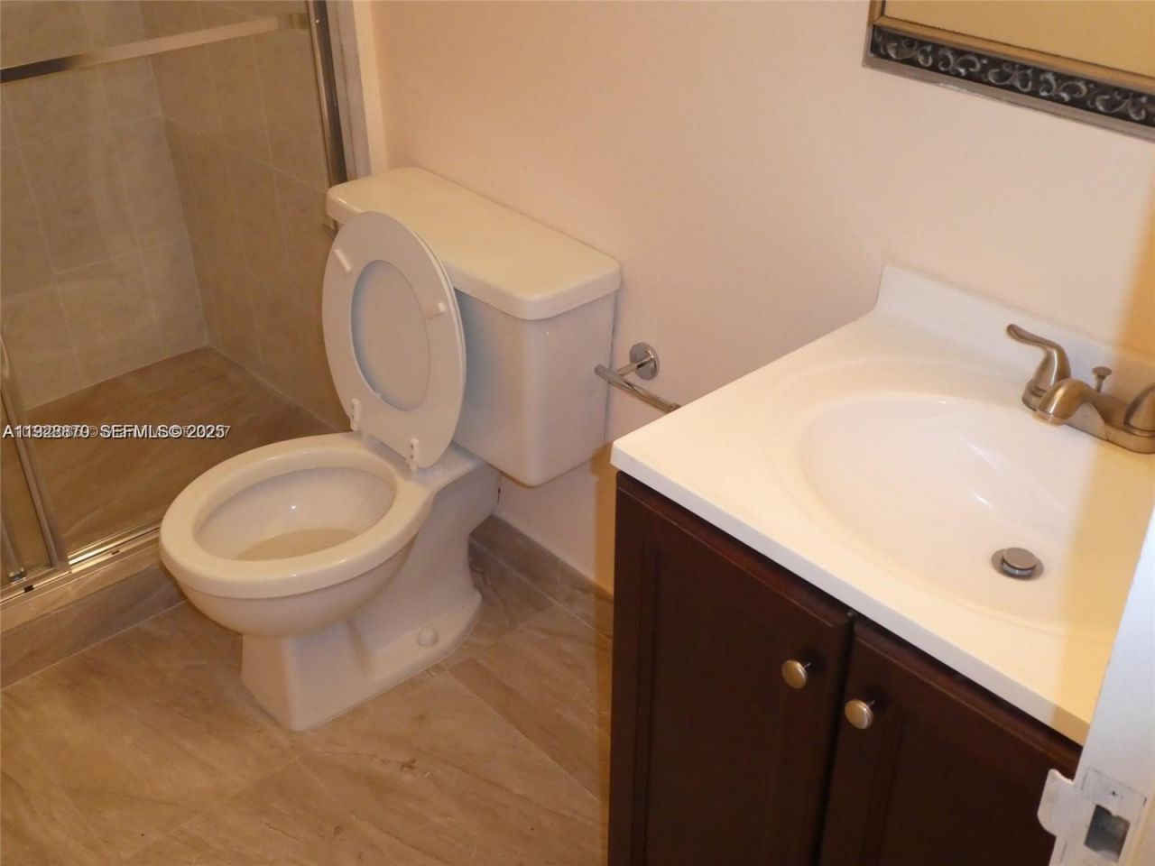 800 Parkview Dr, Unit 1018, Hallandale Beach, FL 33009 Photo