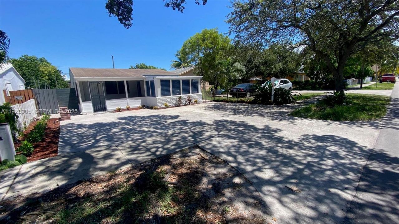 1947 Garfield St, Hollywood, FL 33020 Photo