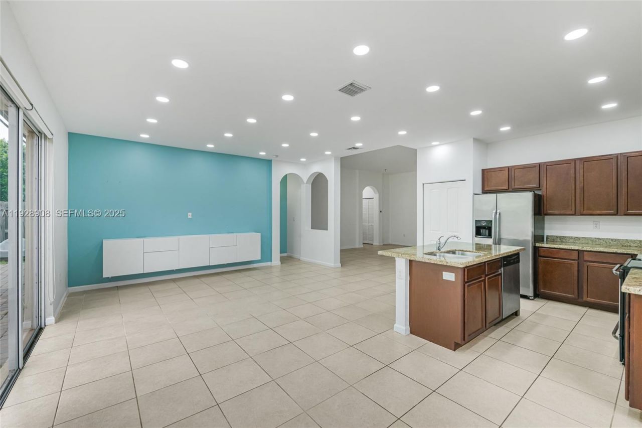 11863 SW 253rd Ter, Homestead, FL 33032 Photo