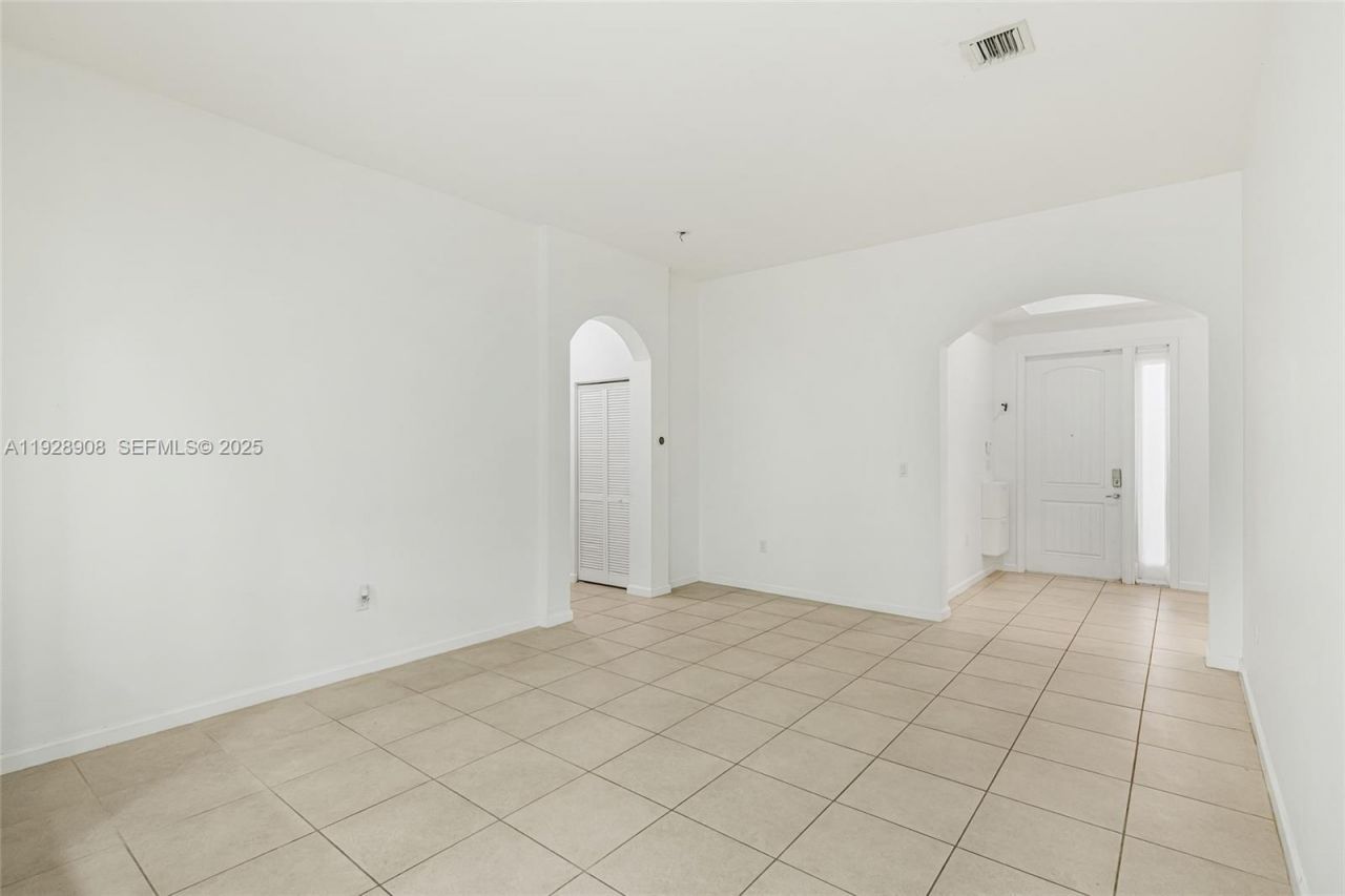 11863 SW 253rd Ter, Homestead, FL 33032 Photo