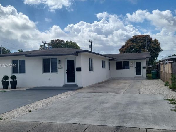 9228 SW 37th St, Unit 9228, Miami, FL 33165