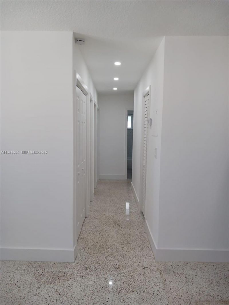 9228 SW 37th St, Unit 9228, Miami, FL 33165 Photo
