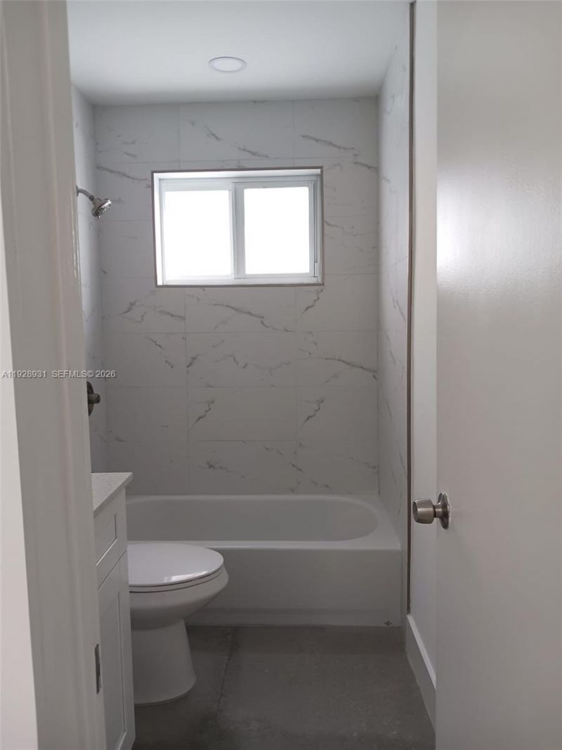 9228 SW 37th St, Unit 9228, Miami, FL 33165 Photo